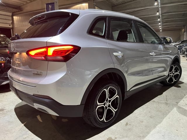 MG ZS 1.5 Hybrid+ Comfort (BENZ.+HYBRID 197CV) KM ZERO - foto 4 di 4