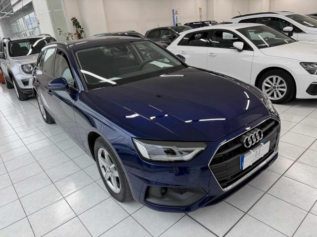 Audi A4 Avant 30 TDI/136 CV S tronic Business usato a TOLENTINO