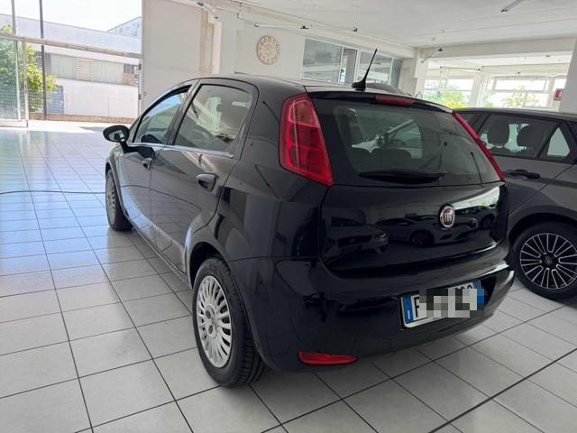Fiat Punto 1.3 MJT II S&S 95 CV 5 porte Street - foto 3 di 4