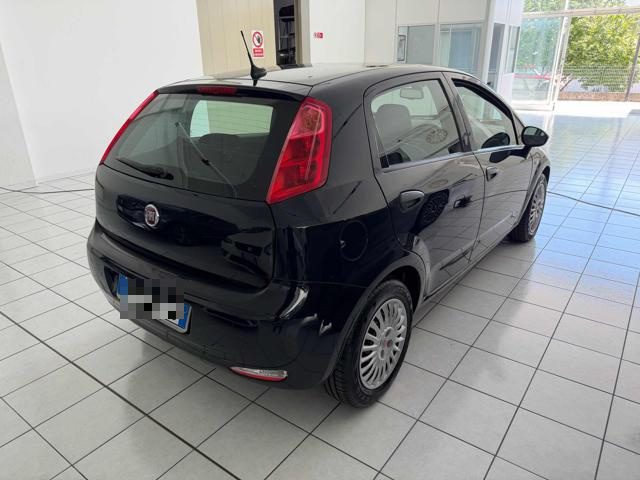 Fiat Punto 1.3 MJT II S&S 95 CV 5 porte Street - foto 4 di 4