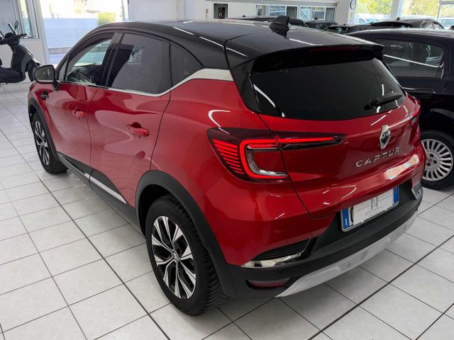 Renault Captur TCe 100 CV GPL Techno - foto 2 di 24