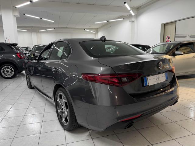 Alfa Romeo Giulia 2.2 Turbodiesel 160 CV AT8 Super Business - foto 3 di 4