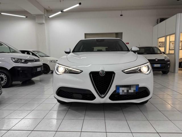 Alfa Romeo Stelvio 2.2 Turbodiesel 190 CV AT8 Q4 Business - foto 2 di 4