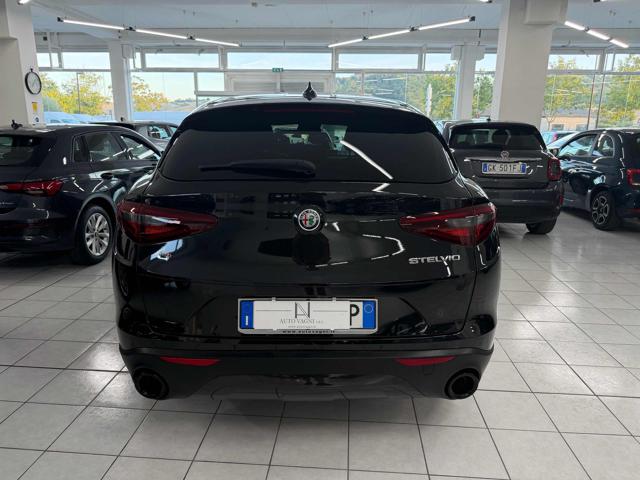 Alfa Romeo Stelvio 2.2 Turbodiesel 190 CV AT8 Q4 Sprint - foto 4 di 26
