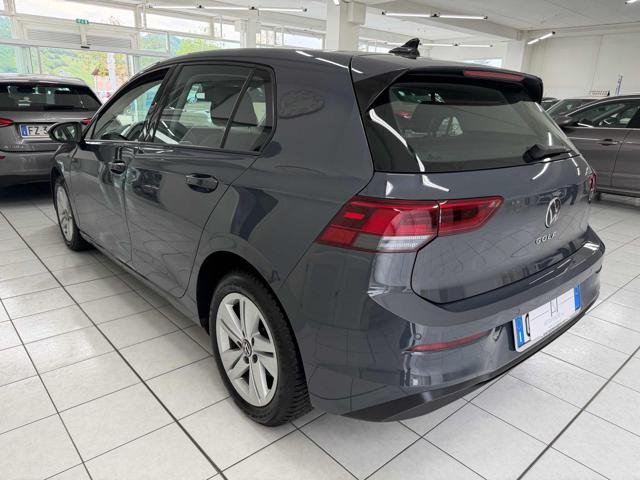 Volkswagen Golf 2.0 TDI 150 CV DSG SCR Life NAVI - foto 2 di 26