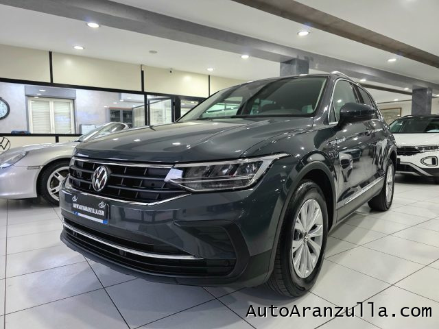 Volkswagen Tiguan 2.0 TDI 150CV SCR DSG Life - Fari Led usato a MIRABELLA IMBACCARI