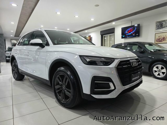 Audi Q5 40 2.0 TDI 204CV Quattro S tronic Business Navi - foto 3 di 4