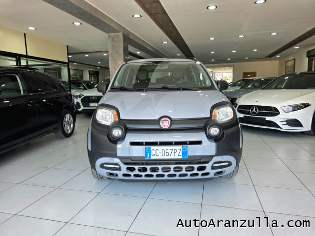 Fiat Panda City Cross 1.0 70CV FireFly S&S Hybrid - foto 3 di 4