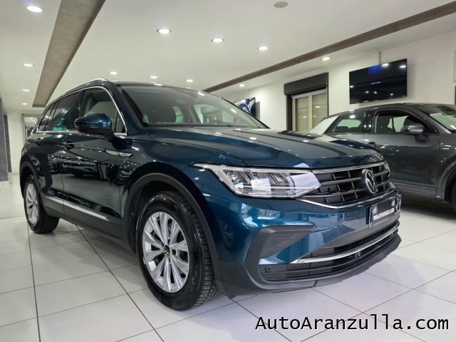 Volkswagen Tiguan 2.0 TDI 150CV SCR DSG Life Navi - Fari Led - foto 4 di 31