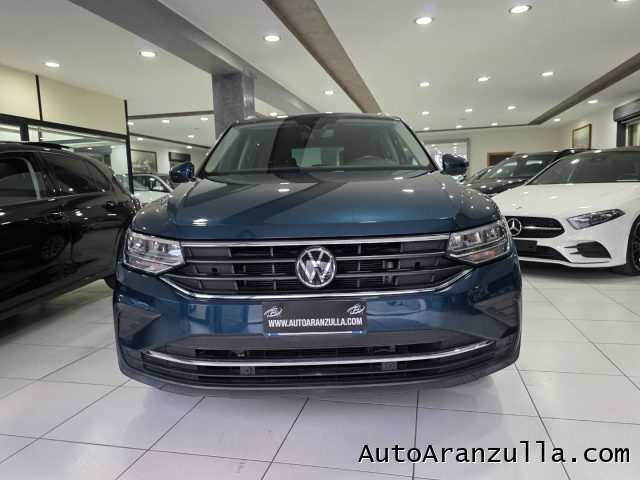 Volkswagen Tiguan 2.0 TDI 150CV SCR DSG Life Navi - Fari Led - foto 3 di 31