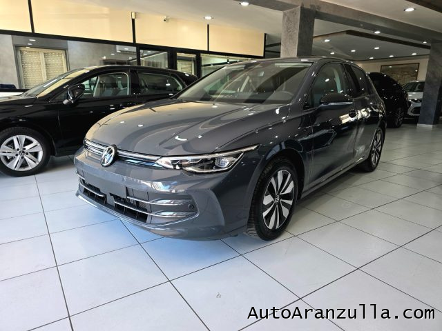 Volkswagen Golf NEW 8.5 2.0 TDI 150CV DSG Life Goal Navi Virtual, del 2025, 21.924 km, in vendita a Mirabella Imbaccari (CT)