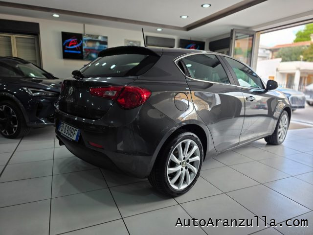 Alfa Romeo Giulietta 1.6 JTDm 120CV Business - foto 4 di 4