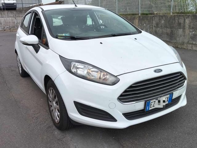 Ford Fiesta 1.0 80CV 5 porte Business usato a BELPASSO