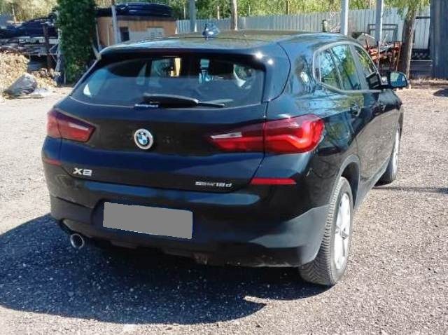 BMW X2 sDrive16d - foto 4 di 4