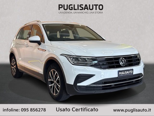 Volkswagen Tiguan 2.0 TDI SCR Life usato a BELPASSO