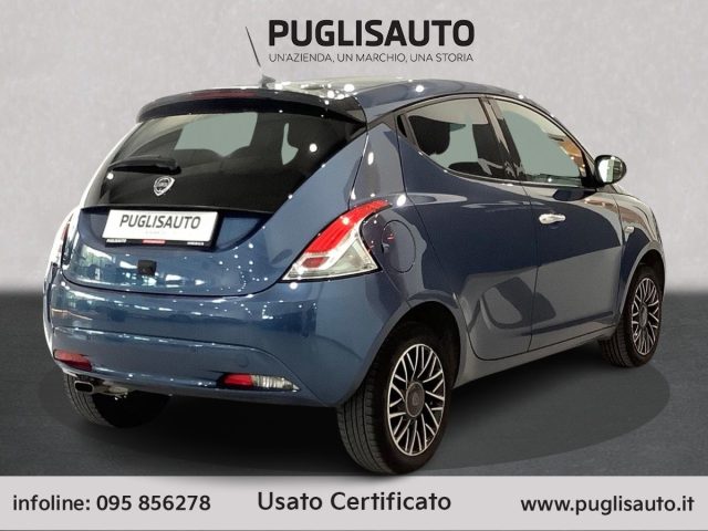 Lancia Ypsilon 1.2 69 CV 5 porte GPL Ecochic - foto 4 di 4