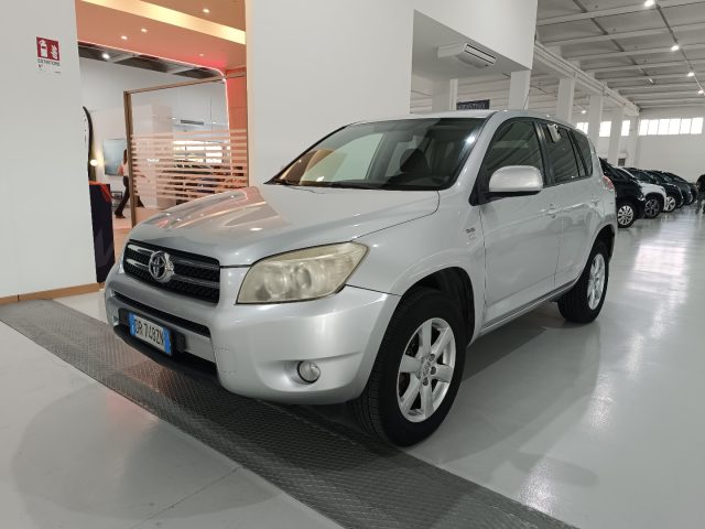 Toyota RAV 4 MY23 RAV4 Crossover 2.2 D-4D 136 CV DPF Sol - foto 3 di 4