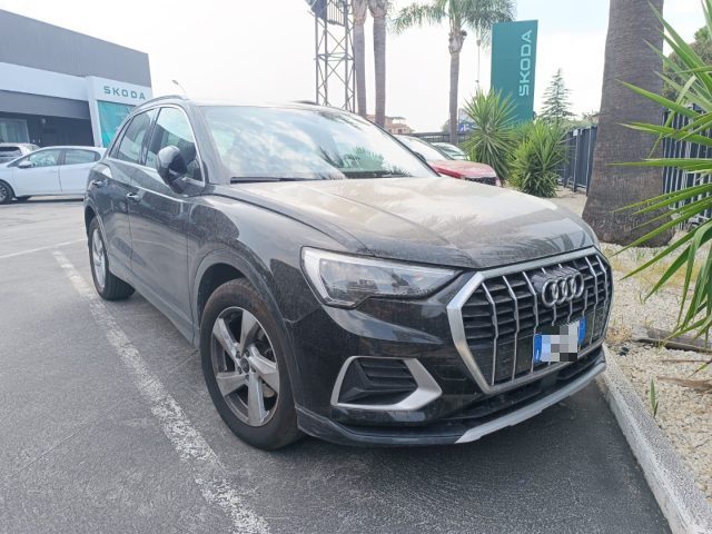 Audi Q3 35 TDI S tronic Business Advanced usato a BELPASSO