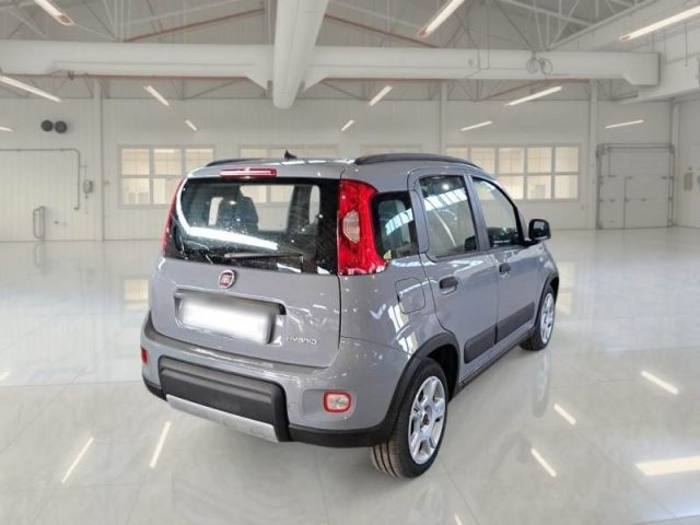 Fiat Panda 1.0 FireFly S&S Hybrid Red - foto 2 di 11