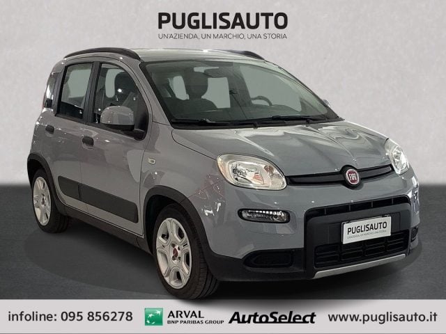 Fiat Panda 1.0 FireFly S&S Hybrid Red, del 2022, 18 km, in vendita a Belpasso (CT)