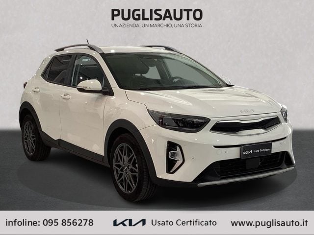 Kia Stonic 1.0 T-GDi 100 CV MHEV MT Black Edition, del 2024, 25.486 km, in vendita a Belpasso (CT)