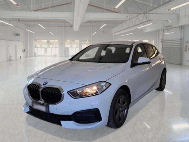 BMW 118 d 5p. Business Advantage, del 2021, 42.286 km, in vendita a Belpasso (CT)