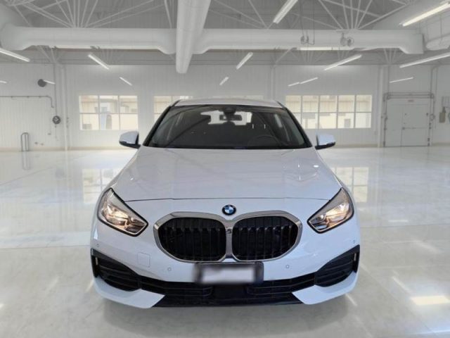 BMW 118 d 5p. Business Advantage - foto 3 di 4