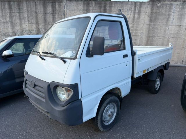 Piaggio Quargo 700 D cassone ribaltabile usato a BELPASSO