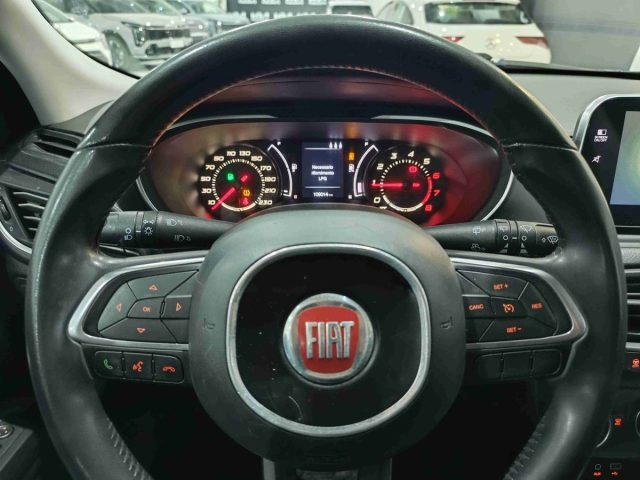 Fiat Tipo 1.4 T-Jet 120CV GPL 5 porte Lounge usato a BELPASSO