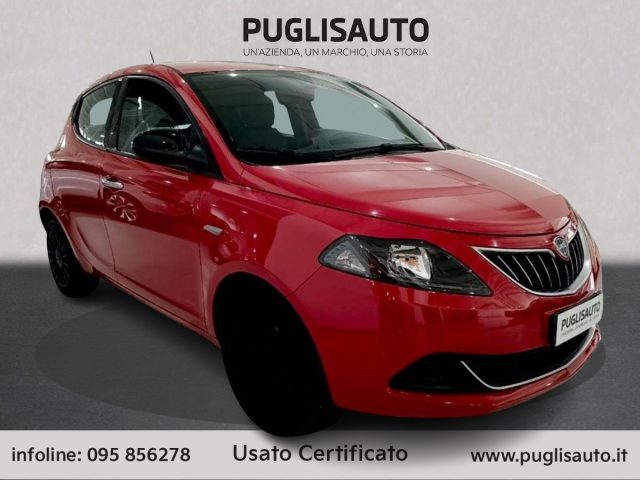 Lancia Ypsilon 1.0 FireFly 5 porte S&S Hybrid Ecochic Silver usato a BELPASSO