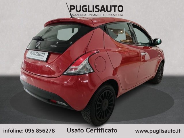 Lancia Ypsilon 1.0 FireFly 5 porte S&S Hybrid Ecochic Silver - foto 4 di 4