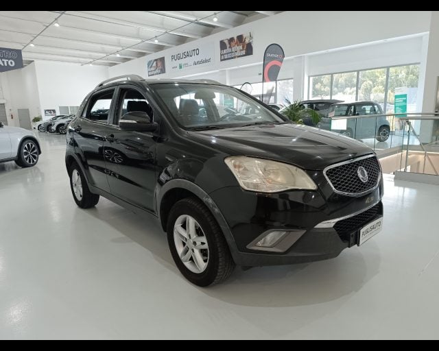 SsangYong Korando 2.0 e-XDi 175 CV 2WD MT C, del 2011, 164.240 km, in vendita a Belpasso (CT)