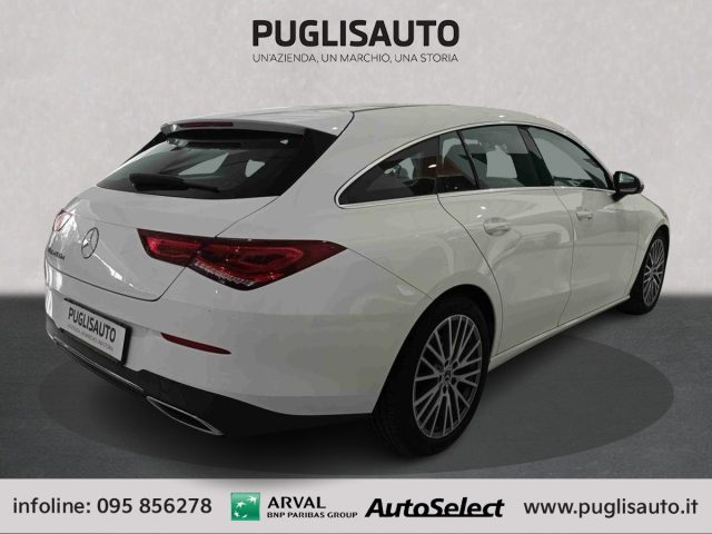 Mercedes-Benz CLA 200 d Automatic Shooting Brake Sport - foto 4 di 4