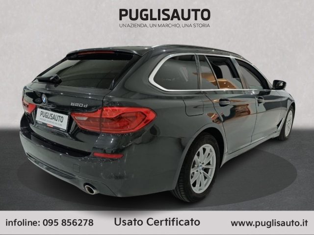 BMW 520 d xDrive Touring Business usato a BELPASSO