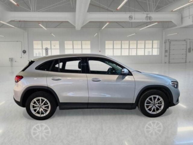 Mercedes-Benz GLA 200 Automatic Business Extra - foto 4 di 4