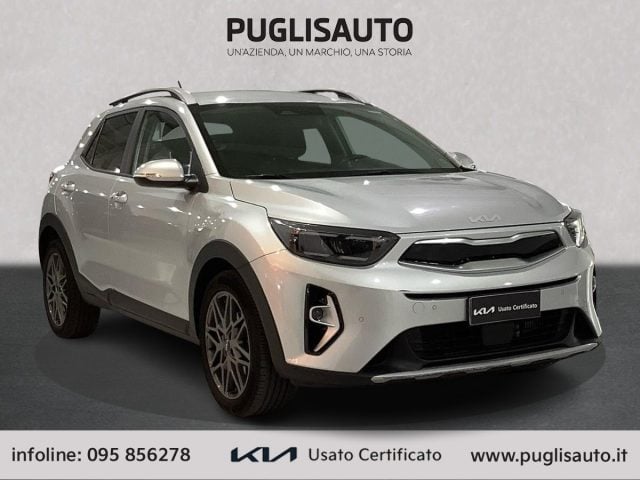 Kia Stonic 1.0 T-GDi 120 CV MHEV DCT Black Edition, del 2024, 32.544 km, in vendita a Belpasso (CT)