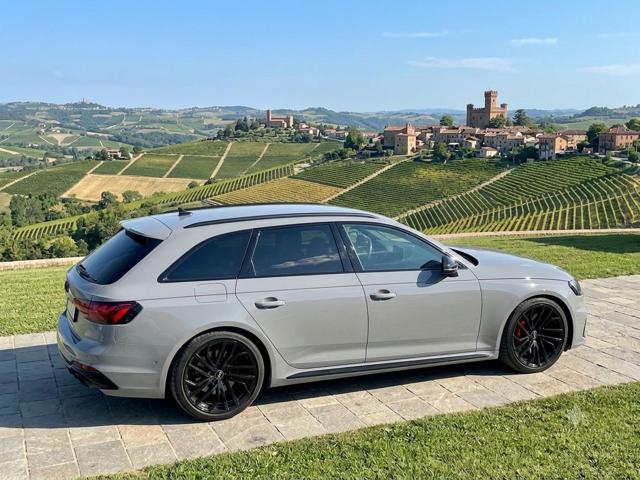 Audi RS4 Avant INTERNO EXCLUSIVE-SEDILI RS - foto 4 di 4