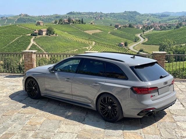 Audi RS4 Avant INTERNO EXCLUSIVE-SEDILI RS - foto 2 di 4