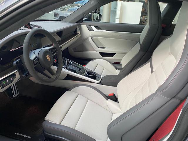 Porsche 911 Carrera 4 GTS POSS. SUB. LEAS. LISTINO NUOVA 238K - foto 4 di 4
