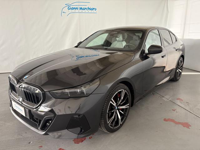 BMW 540 d 48V xDrive Msport Pro IVA ESPOSTA-TETTO, del 2025, 16.000 km, in vendita a Monticello D Alba (CN)