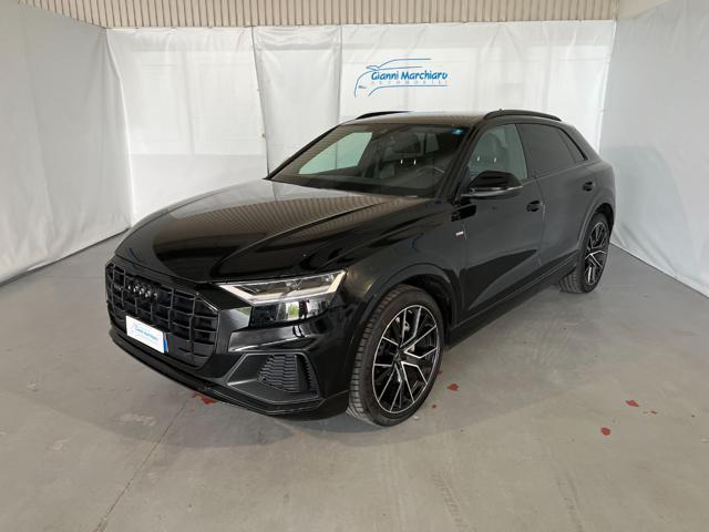 Audi Q8 50 TDI 286 CV quattro tiptronic Sport, del 2023, 99.000 km, in vendita a Monticello D Alba (CN)