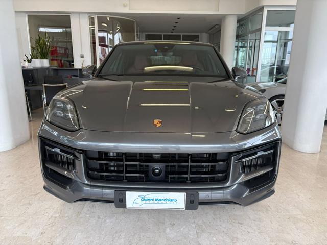 Porsche Cayenne Coupé 3.0 V6 S E-Hybrid ASSE POST. STERZ.-ACC - foto 2 di 4