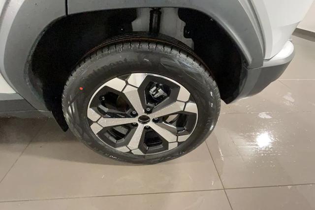 Dacia Duster Eco-G 120 CV Journey - foto 4 di 4