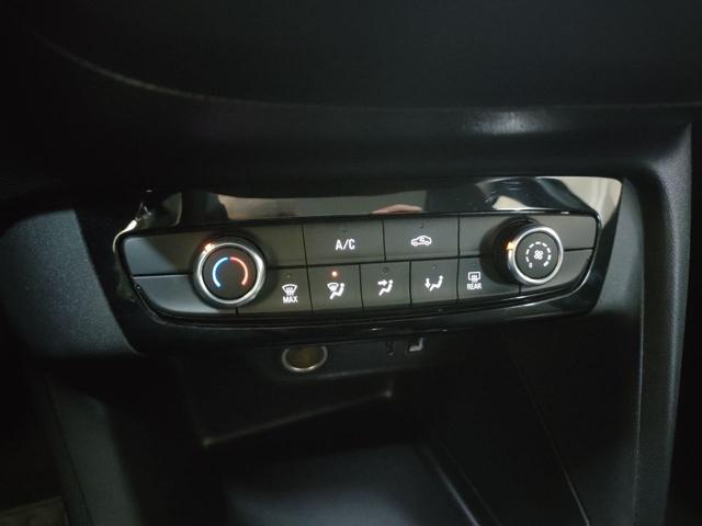 Opel Corsa 1.2 Edition usato a RENDE