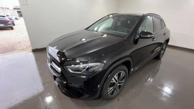 Mercedes-Benz GLA 200 d Automatic Advanced usato a RENDE