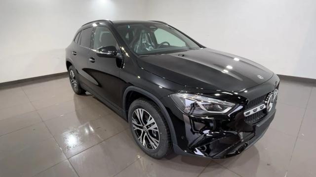 Mercedes-Benz GLA 200 d Automatic Advanced - foto 3 di 4