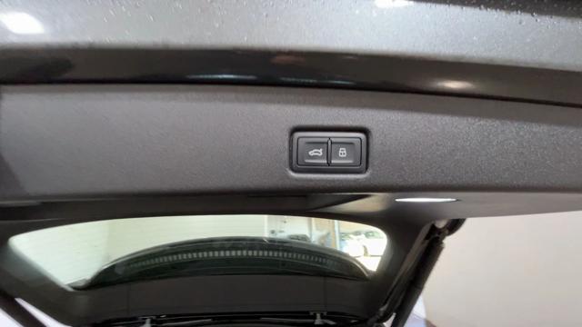 Audi Q5 40 TDI 204 CV quattro S tronic S line km 0 a RENDE