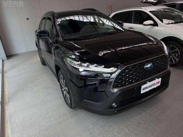 Toyota Corolla Corolla Cross Cross 2.0h Trend awd-i 197cv e-cvt, del 2024, 46.000 km, in vendita a Milano (MI)