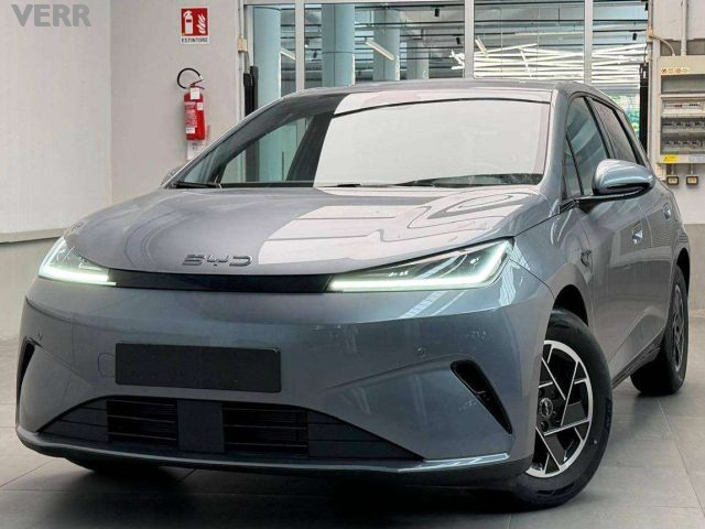 BYD Dolphin Dolphin G DM-i 1.5 phev Boost 212cv - foto 2 di 4