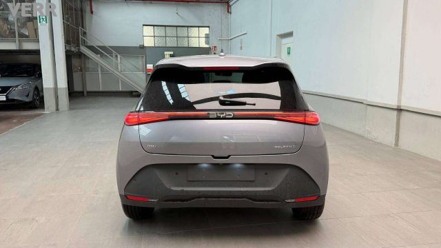 BYD Dolphin Dolphin G DM-i 1.5 phev Boost 212cv - foto 3 di 4